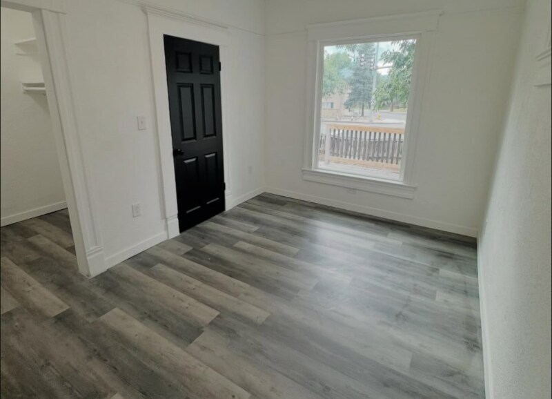 Building Photo - 908 W Colorado Ave