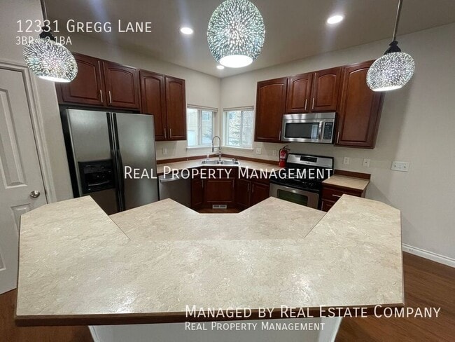 Building Photo - 12331 Gregg Ln