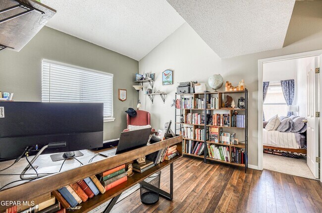 Building Photo - 12748 Tierra Pueblo Dr