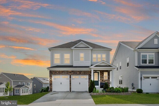 Building Photo - 309 Boxelder Dr