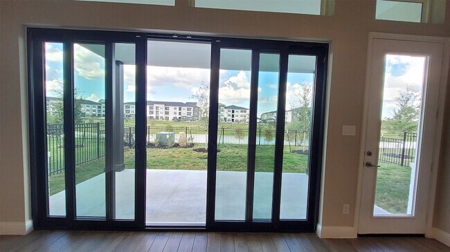 Building Photo - 2106 Grapewood Ln