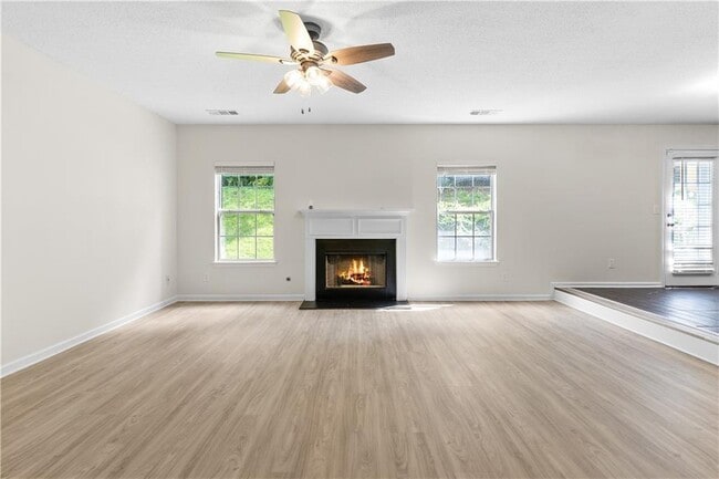 Building Photo - 1893 Tulip Petal Rd