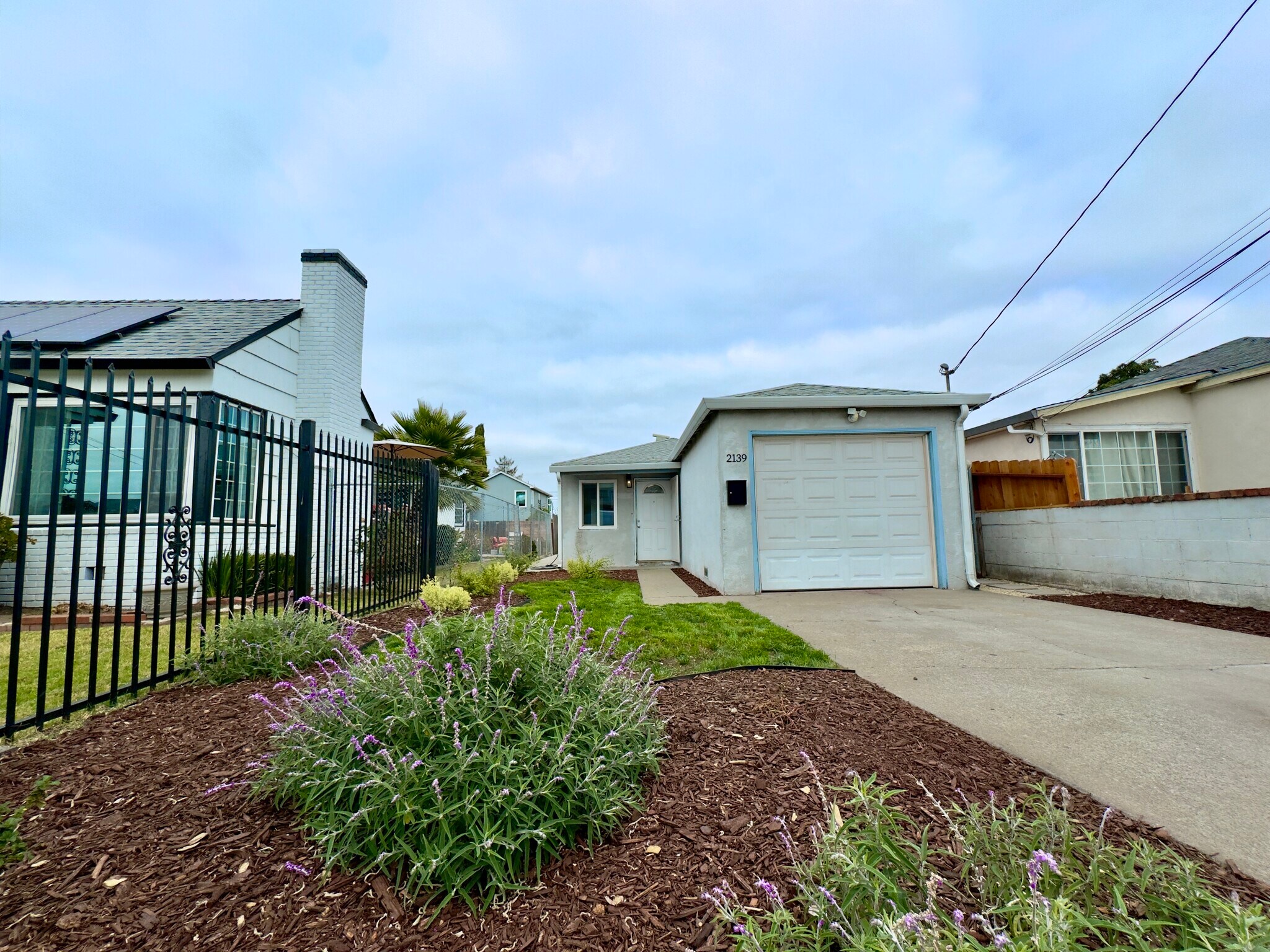 Building Photo - 2139 103rd Ave
