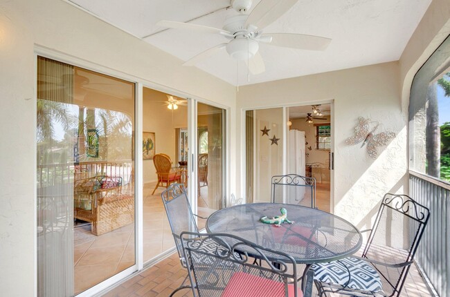 Building Photo - 6488 Via Regina