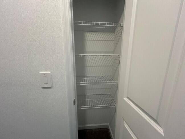 Building Photo - 5686 Portico Pl