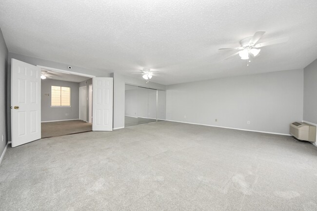 Building Photo - 6306 S Rice Ave