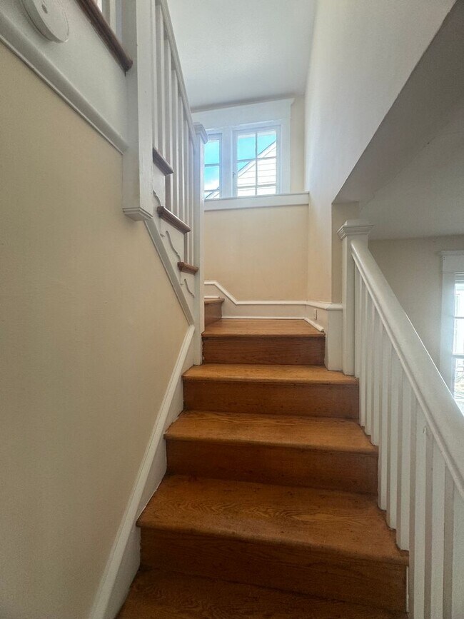 Building Photo - Upper Darby  rental. Ready to tour.