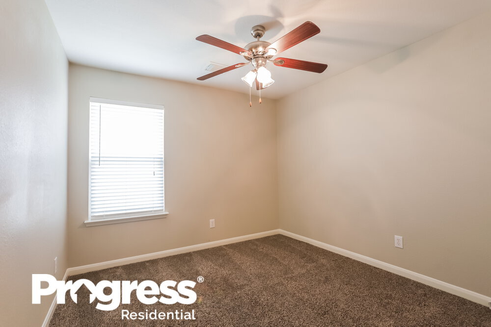 Building Photo - 18211 Hammondsport Ln