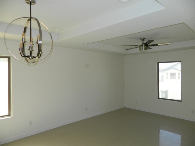 Building Photo - 1615 Dra Eve Perez Lane