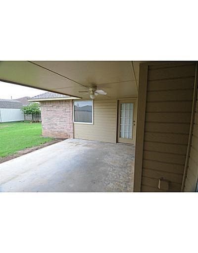 Building Photo - 2909 SE 96th St