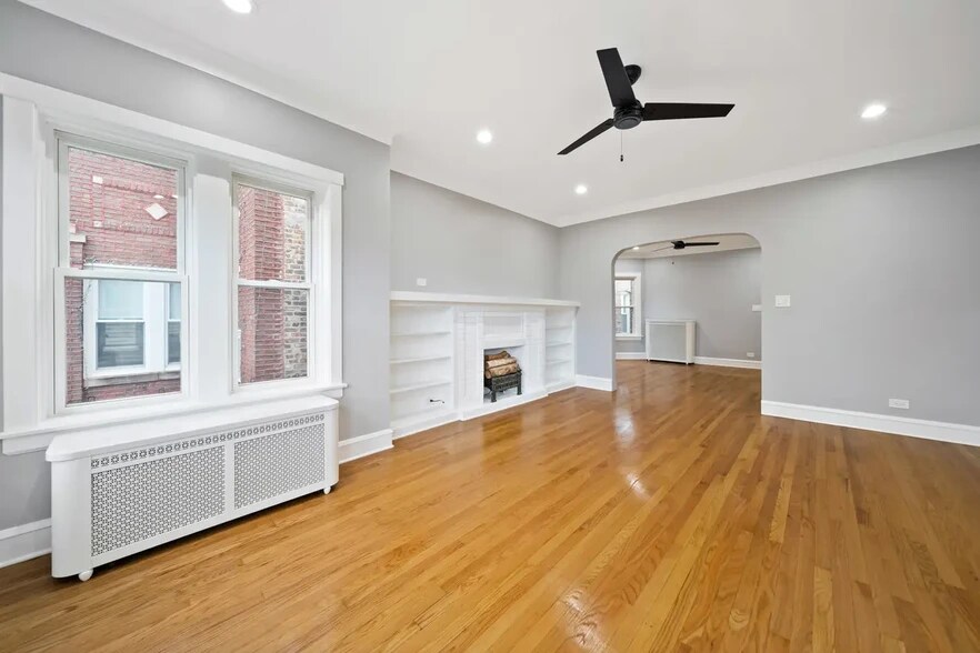 Building Photo - 4825 W George St