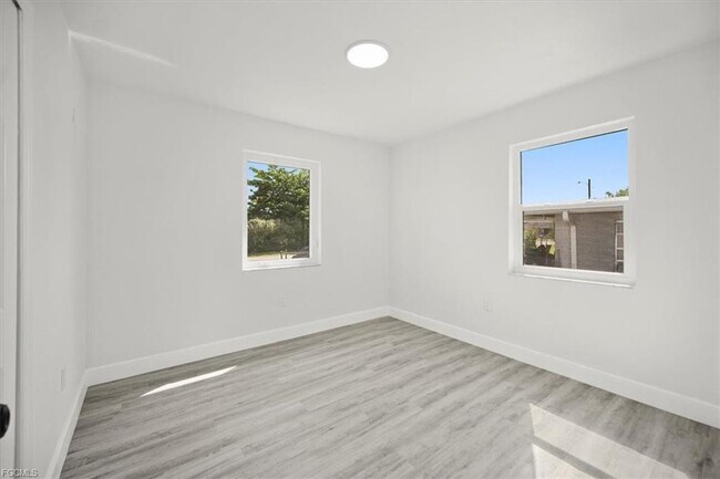 Building Photo - Pawnee St