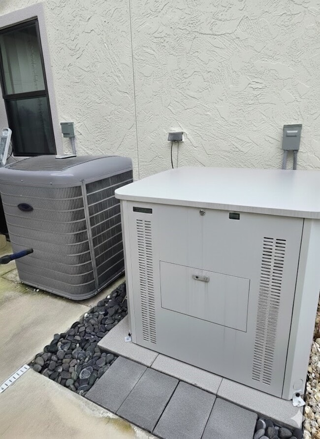 Building Photo - 27971 Presley Park Dr