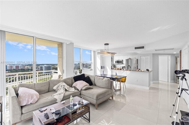 Building Photo - 19501 W Country Club Dr