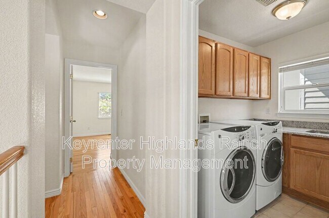 Building Photo - 3000 Fox Sedge Ln