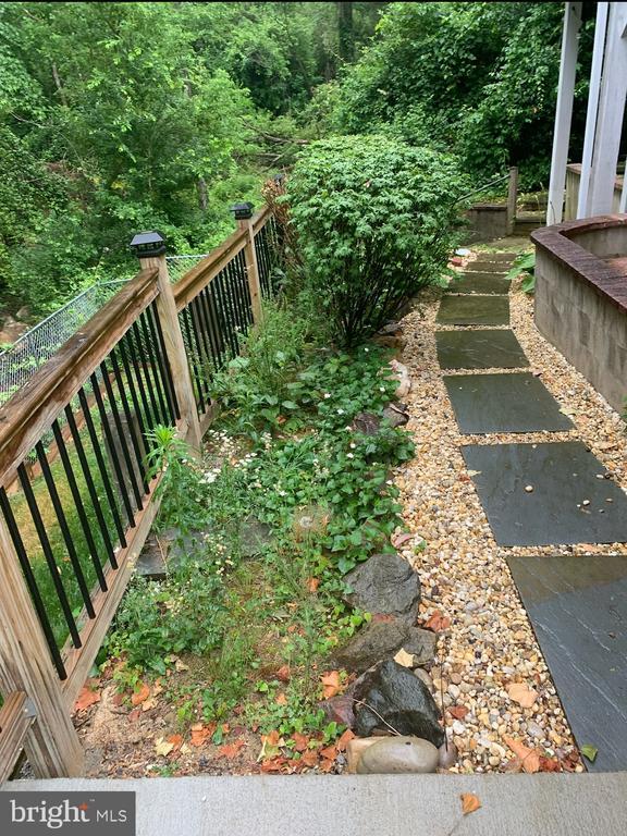 Building Photo - 8306 Rosette Ln