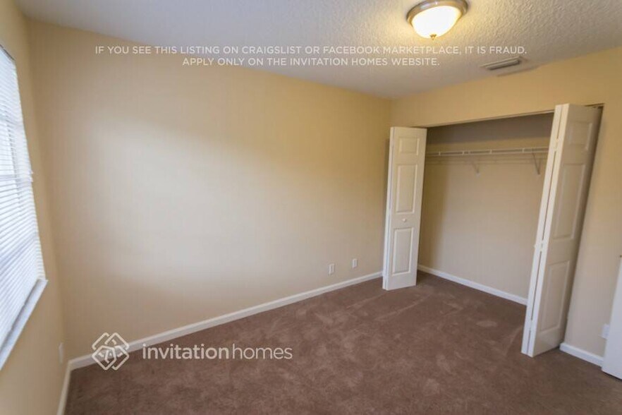 Building Photo - 6117 Adriatic Way