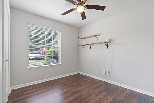 Building Photo - 223 Cypress Creek Dr