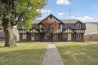 Building Photo - 5427-5433 Glenridge