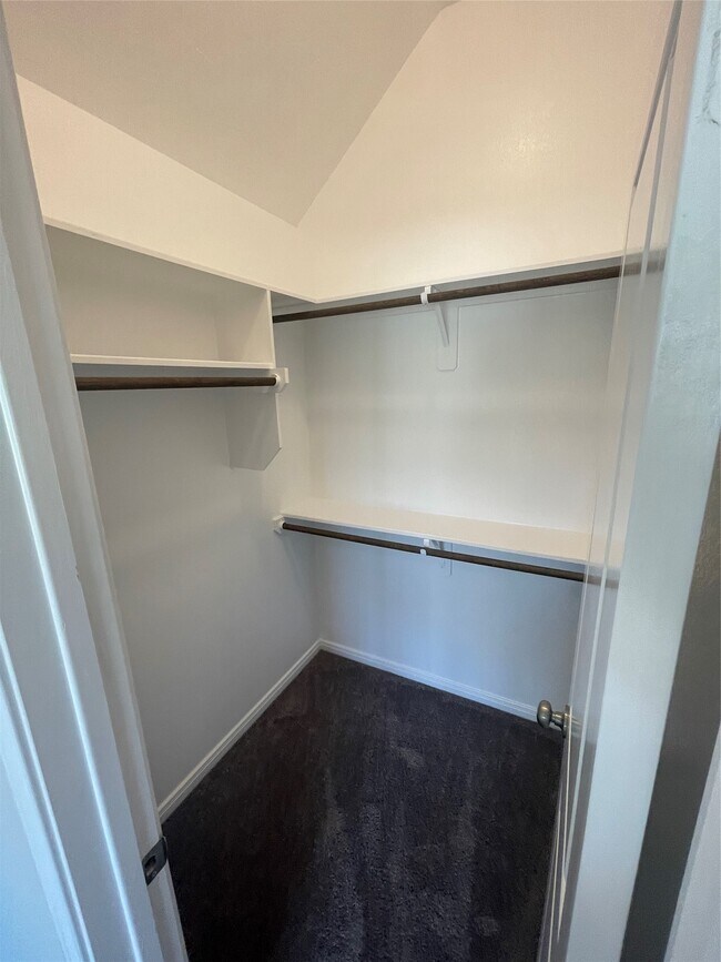 Building Photo - 2671 Sagedale Dr