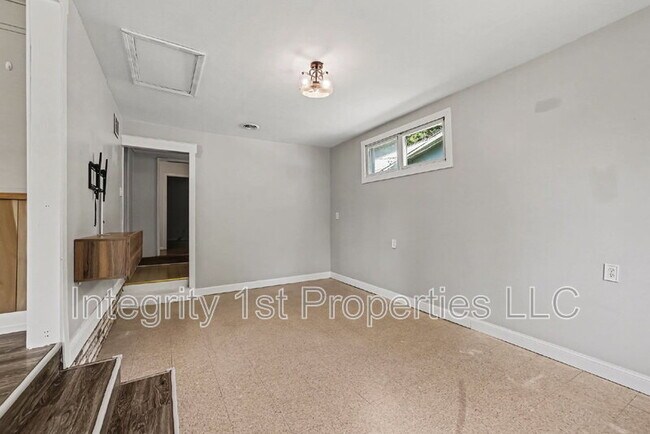 Building Photo - 3638 Genessee St