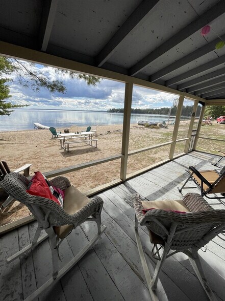 Building Photo - 27 Nason Beach Rd