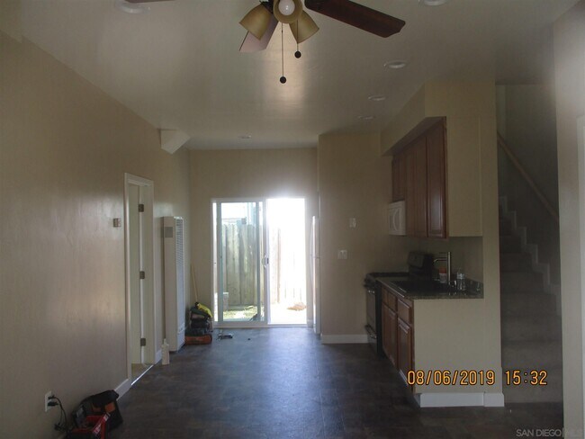 Building Photo - 5448 Mary Ln Dr