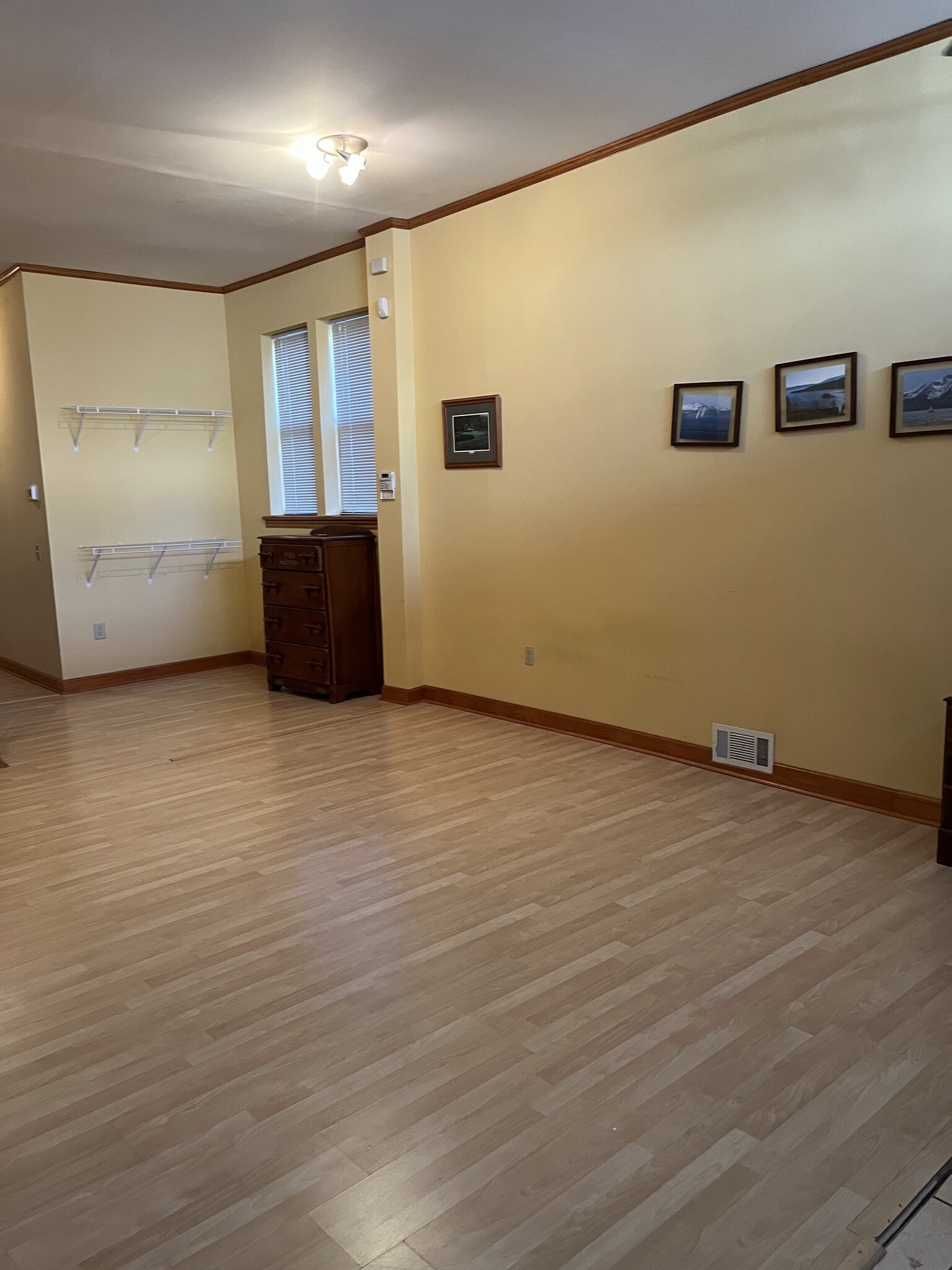 Humboldt level living space - 1809 N Humboldt Ave