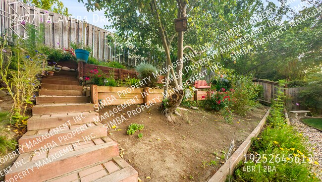 Building Photo - 2477 Talavera Dr
