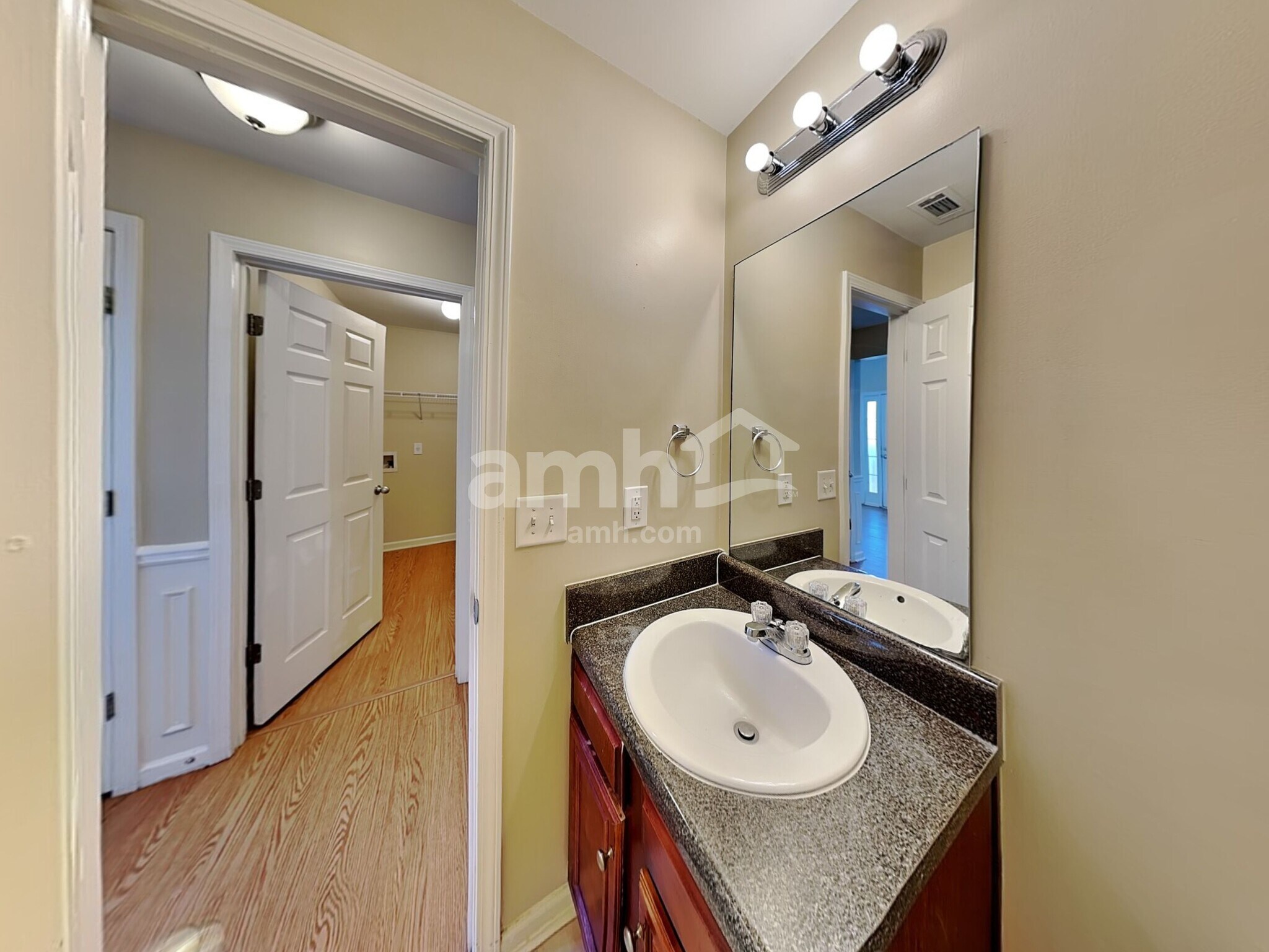 Building Photo - 3073 Running River Ct