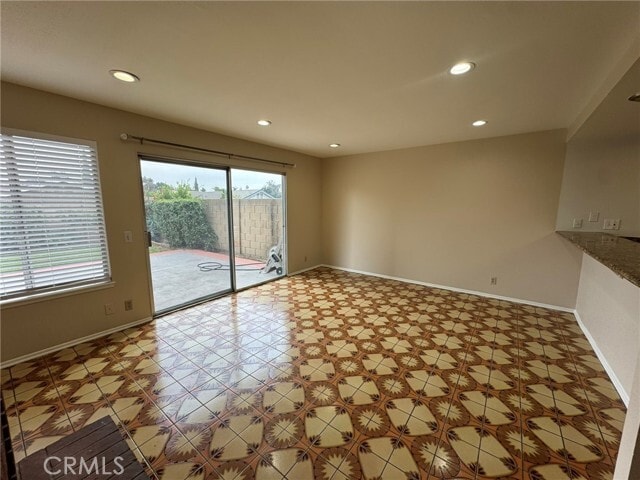 Building Photo - 2448 Flora St