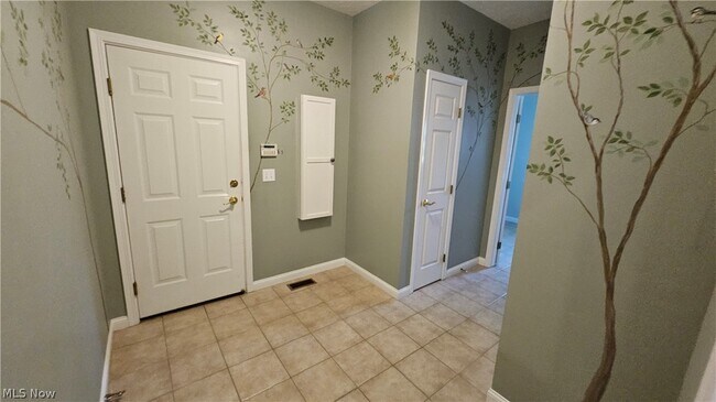 Building Photo - 7235 Dursley Ct