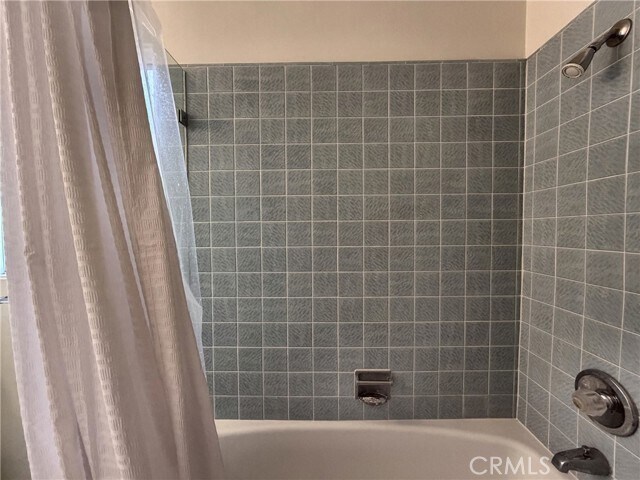Building Photo - 28845 Briarhurst Dr