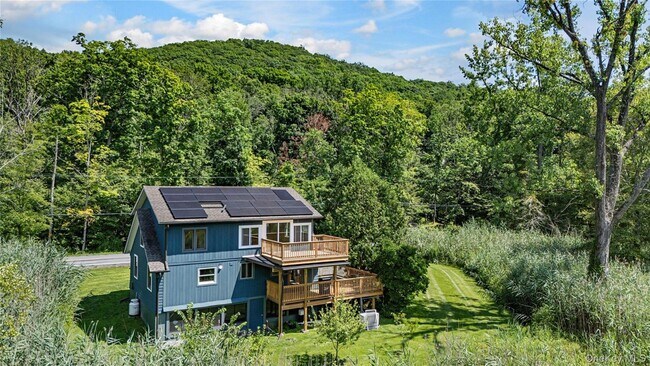 Building Photo - 222 Bog Hollow Rd