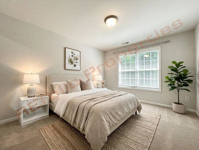 Building Photo - 112 Taylors Creek Ct