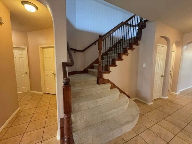Building Photo - 9709 Gessner Dr