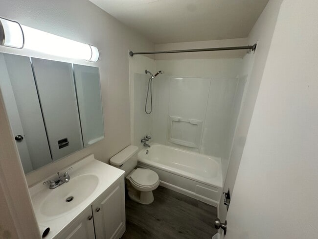 Building Photo - 4638 Swadley St