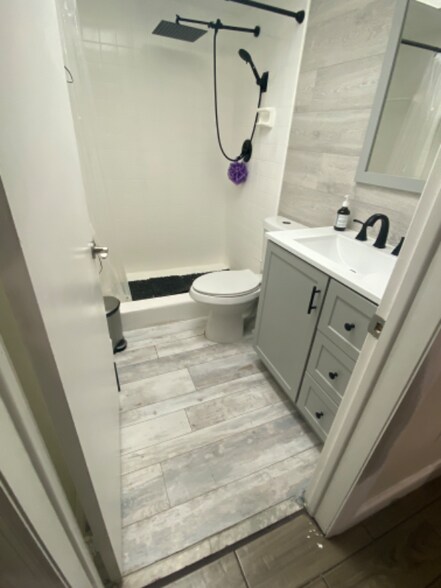 Building Photo - 1235 S Highland Ave