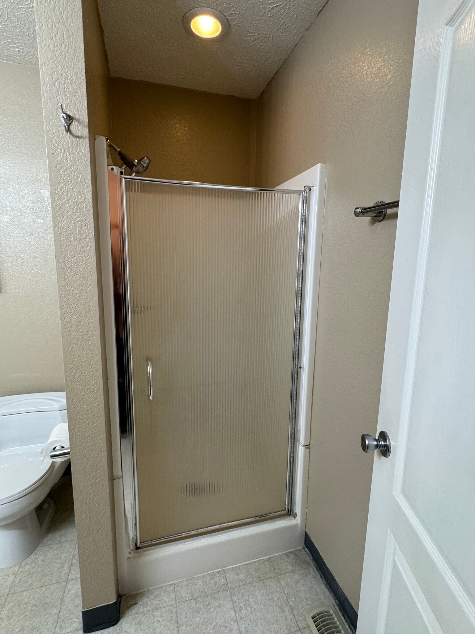 Primary Bath - 1054 S Lucas Way