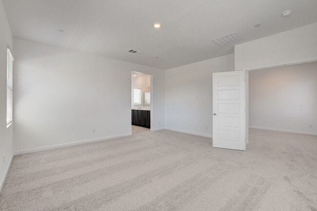 Building Photo - NEW NEXT GEN 4 Bedroom, 2 Story Home in CADENCE!