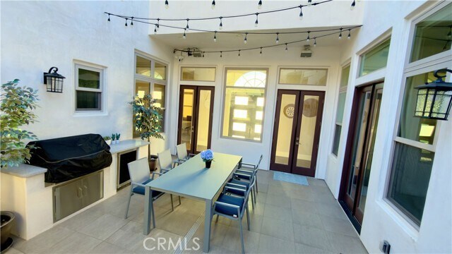 Building Photo - 75 Marbella