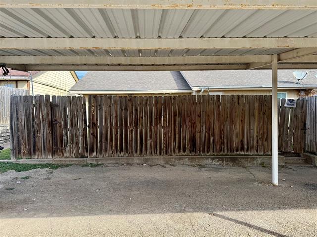 Building Photo - 1429 Walters Dr