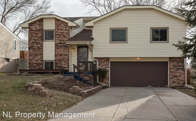 Primary Photo - 4 br, 3 bath House - 13717 Valley Street
