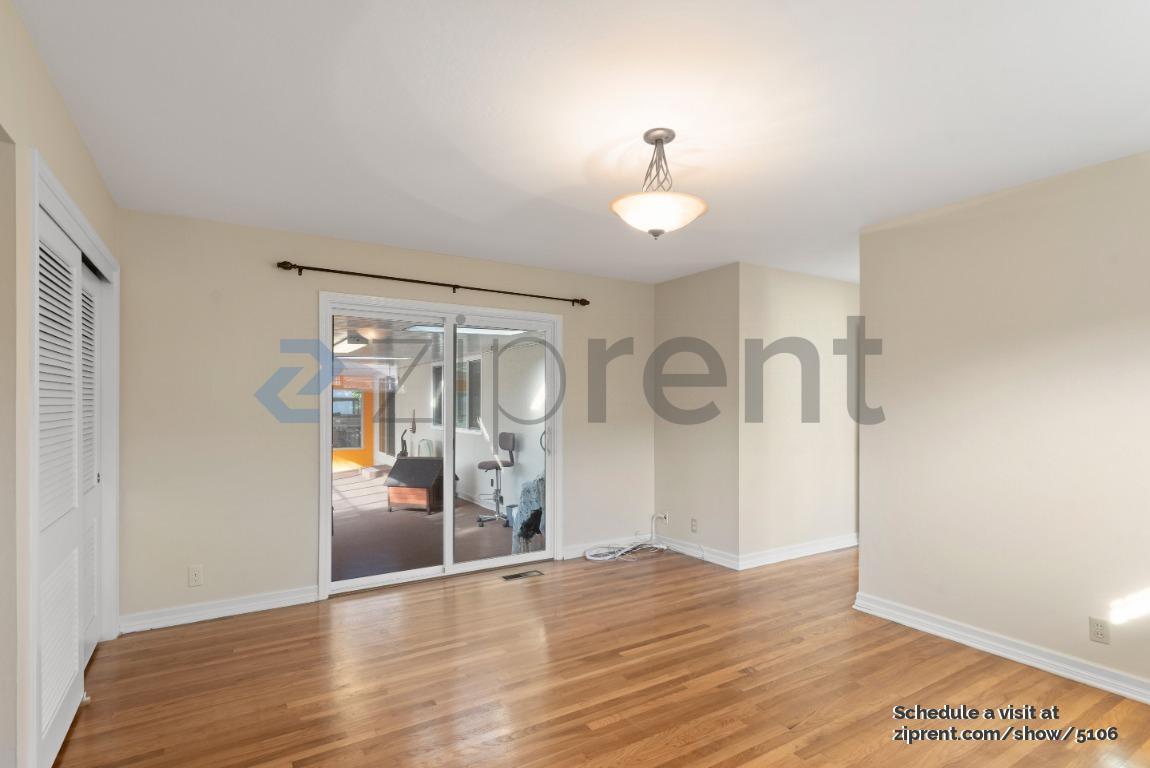 Building Photo - 1565 Klamath Dr