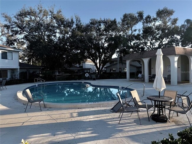 Building Photo - 3707 Pine Cone Cir