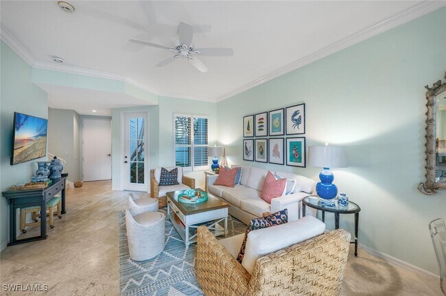 Building Photo - 425 2nd Ave S