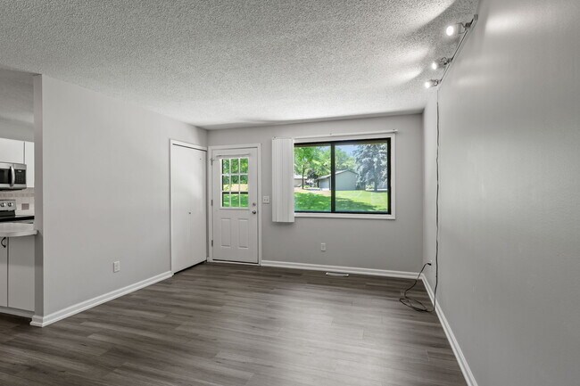 Building Photo - 13359 Zenith Ln