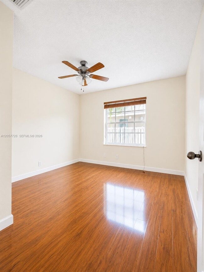 Building Photo - 1041 Cedar Falls Dr