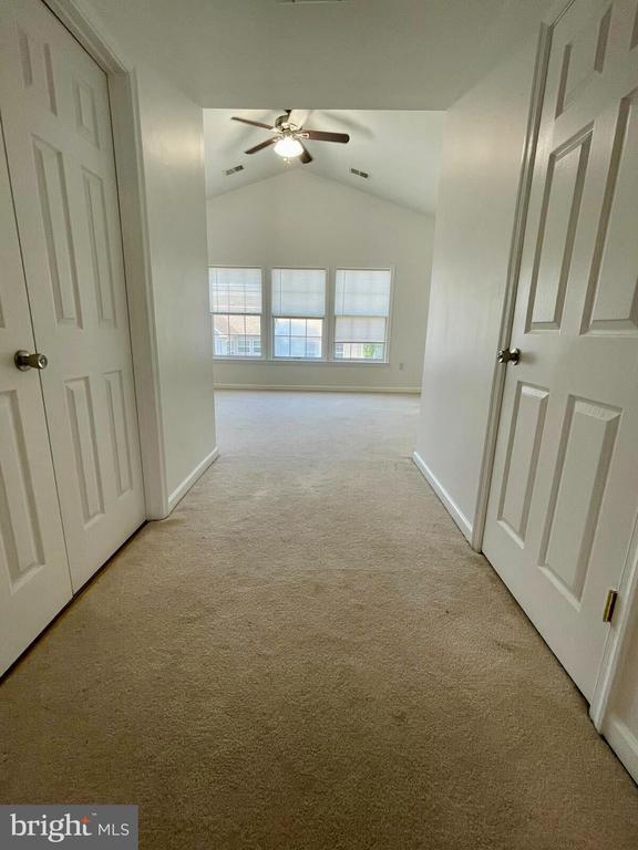 Building Photo - 61 Quartz Rd