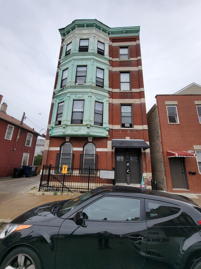 Primary Photo - 1157 W 19th St